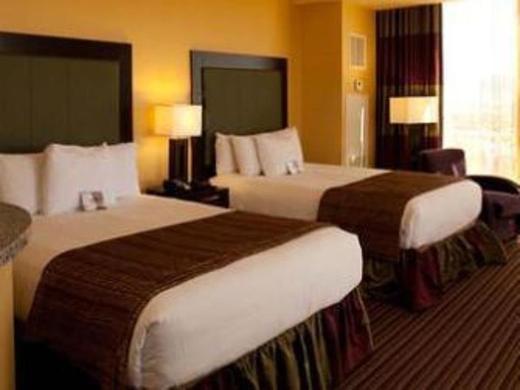 Eastside Cannery Casino Resort